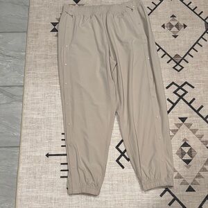 lululemon athletica women’s tear down Tan Joggers